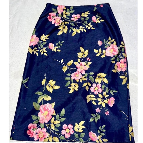 🌸Vintage Floral Long Skirt🌸 - Picture 1 of 3
